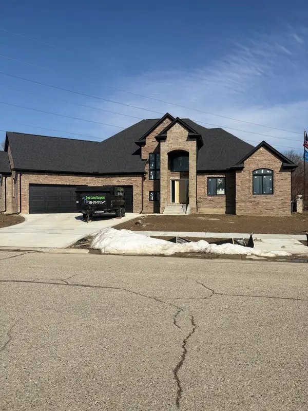 10505 Excalibur DR, ShelbyTwp, MI 48315