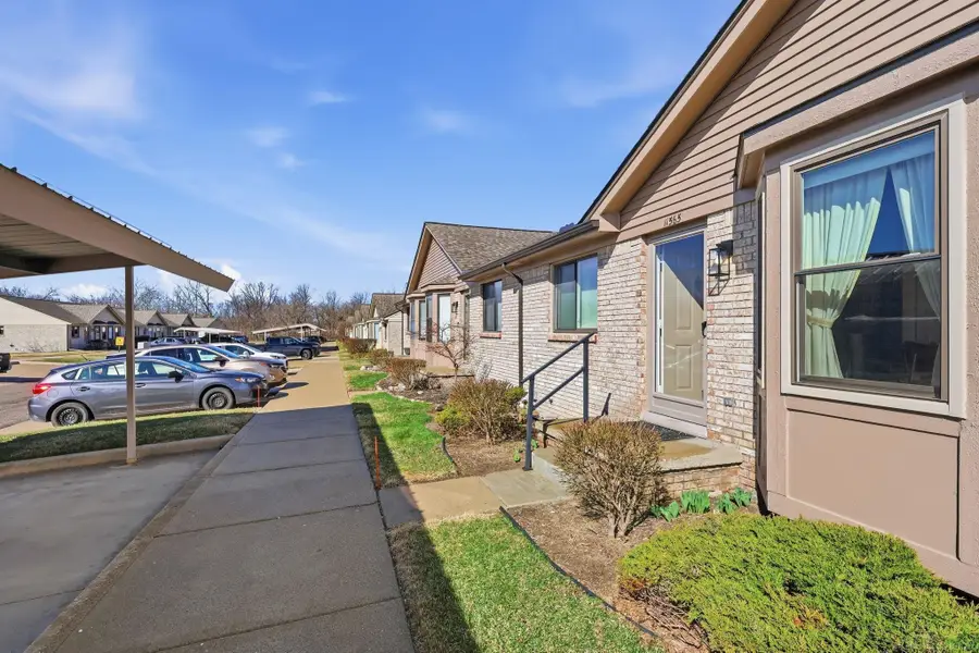 11565 Michael DR, Washington, MI 48094 - #3