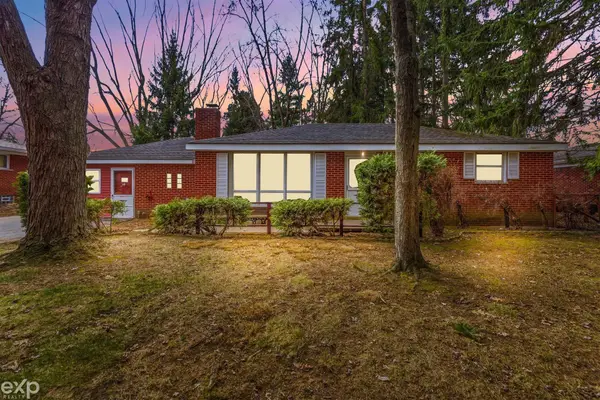 5000 Robert ST, ShelbyTwp, MI 48316