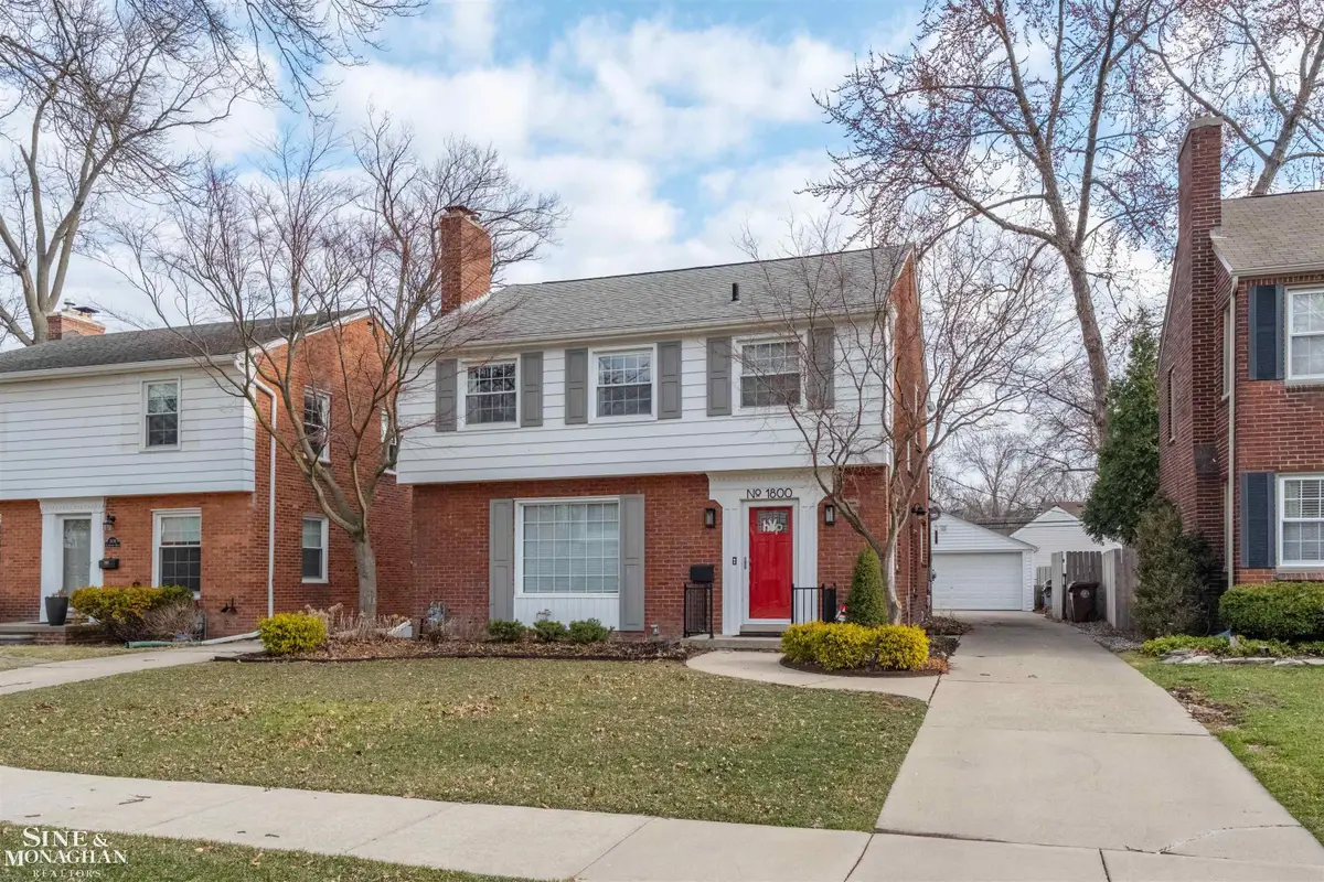 1800 Littlestone RD, Grosse Pointe Woods, MI 48236 - #1