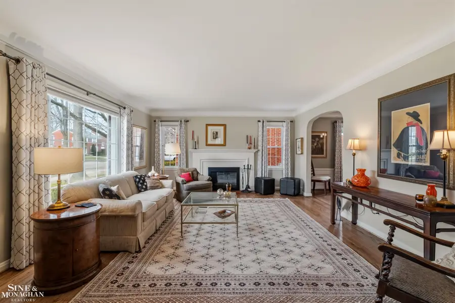 1800 Littlestone RD, Grosse Pointe Woods, MI 48236 - #3