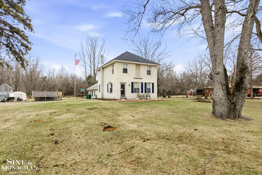 3925 W Water ST, Port Huron, MI 48060 - #3