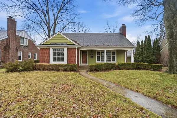 32200 Arlington DR, BeverlyHills, MI 48025