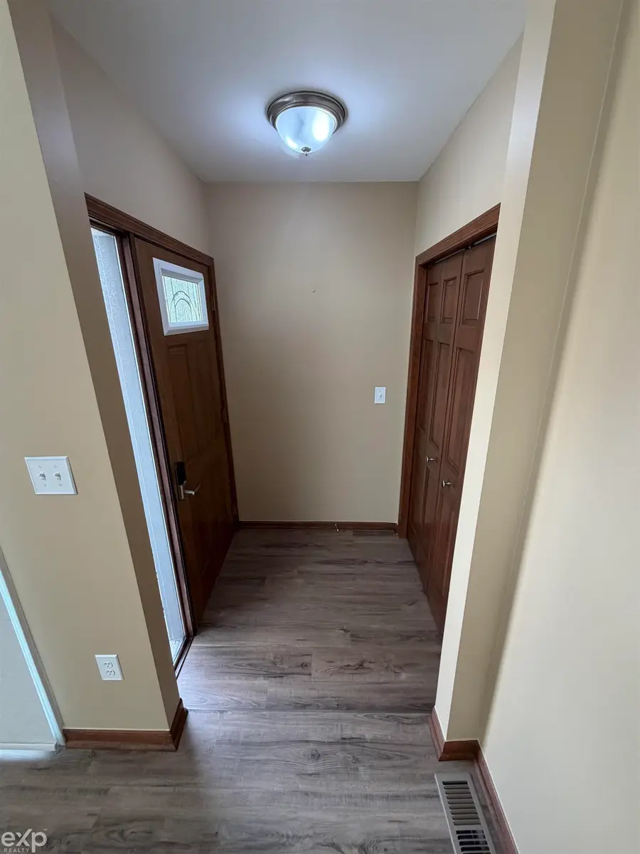 14715 Holly Ct CT, Shelby, MI 48315 - #3