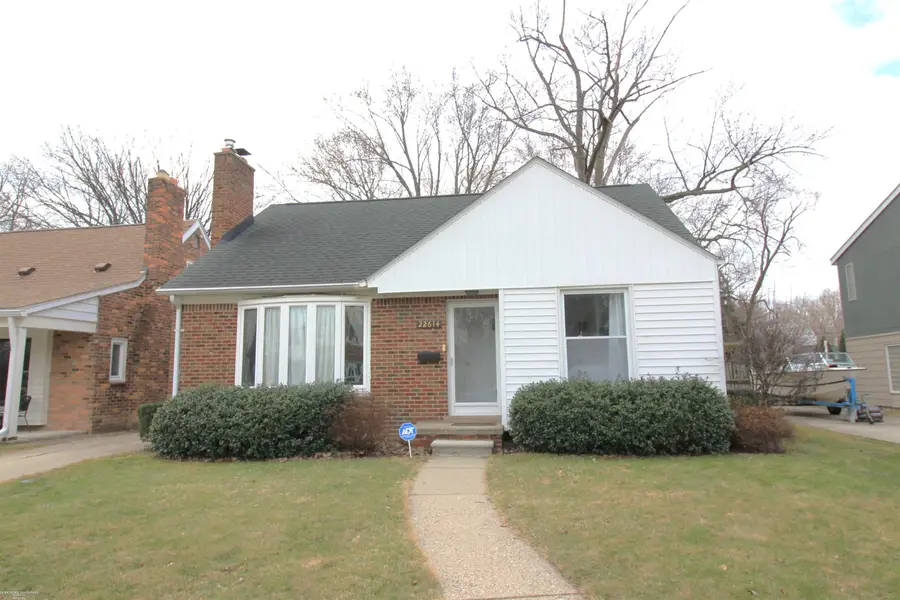 22614 Colony ST, Saint Clair Shores, MI 48080 - #2