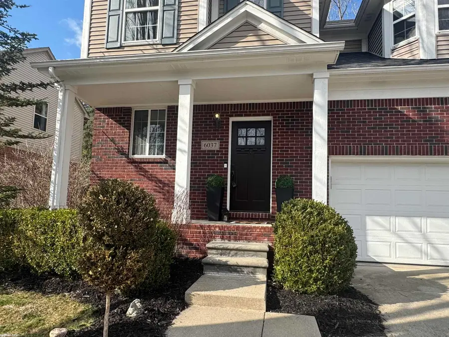 6037 Trailside DR, Washington, MI 48094 - #2