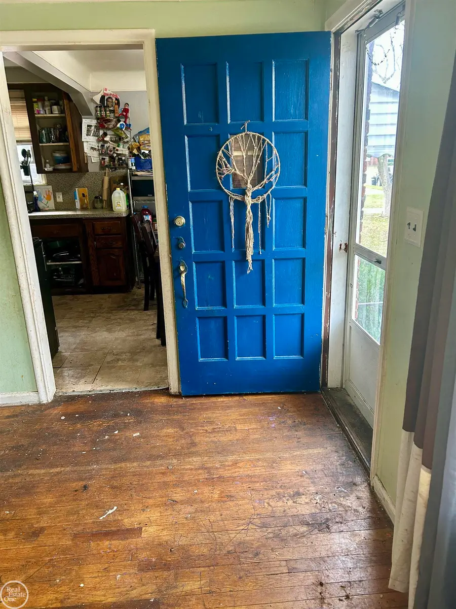 23060 David, Eastpointe, MI 48021 - #3