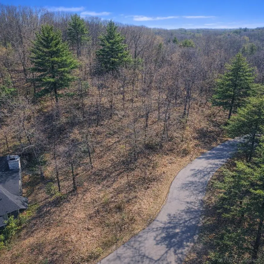 6625 Forest Beach DR, Holland, MI 49423 - #2