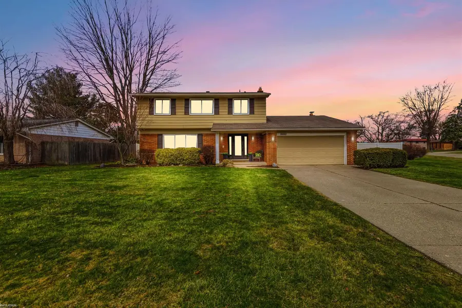 18840 Millar RD, Clinton Township, MI 48036 - #2