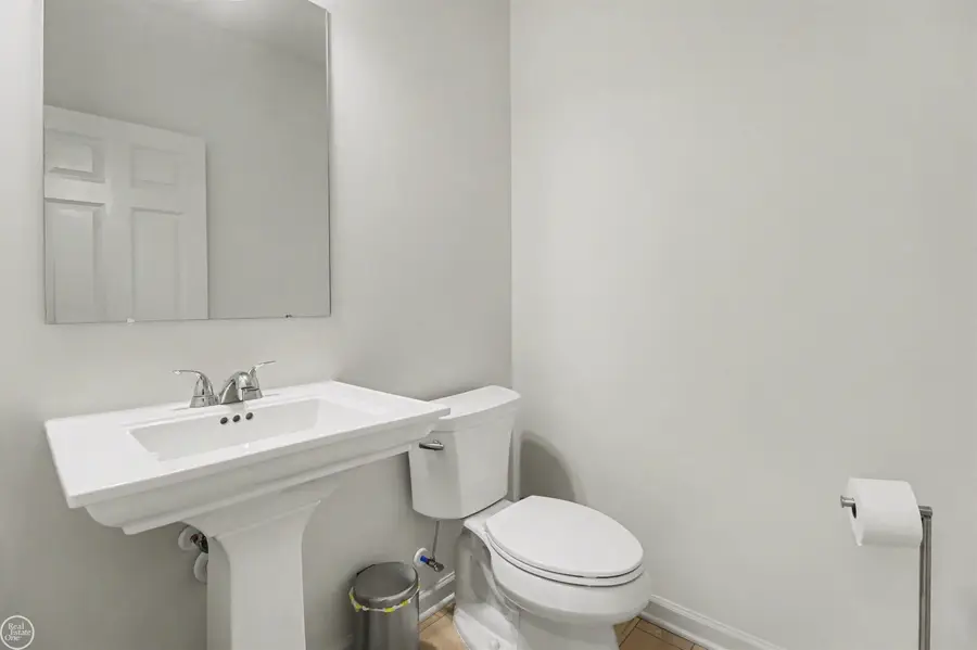 24731 Arbor CT, Macomb, MI 48042 - #3