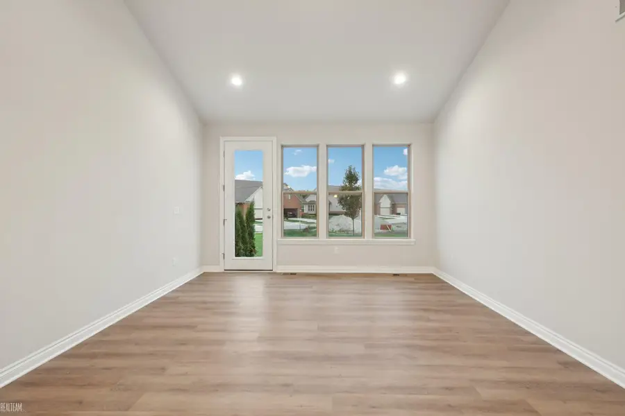 48854 Birmingham DR, Chesterfield, MI 48047 - #3