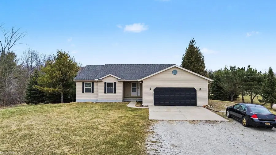 8696 Wildcat RD, Jeddo, MI 48032 - #3