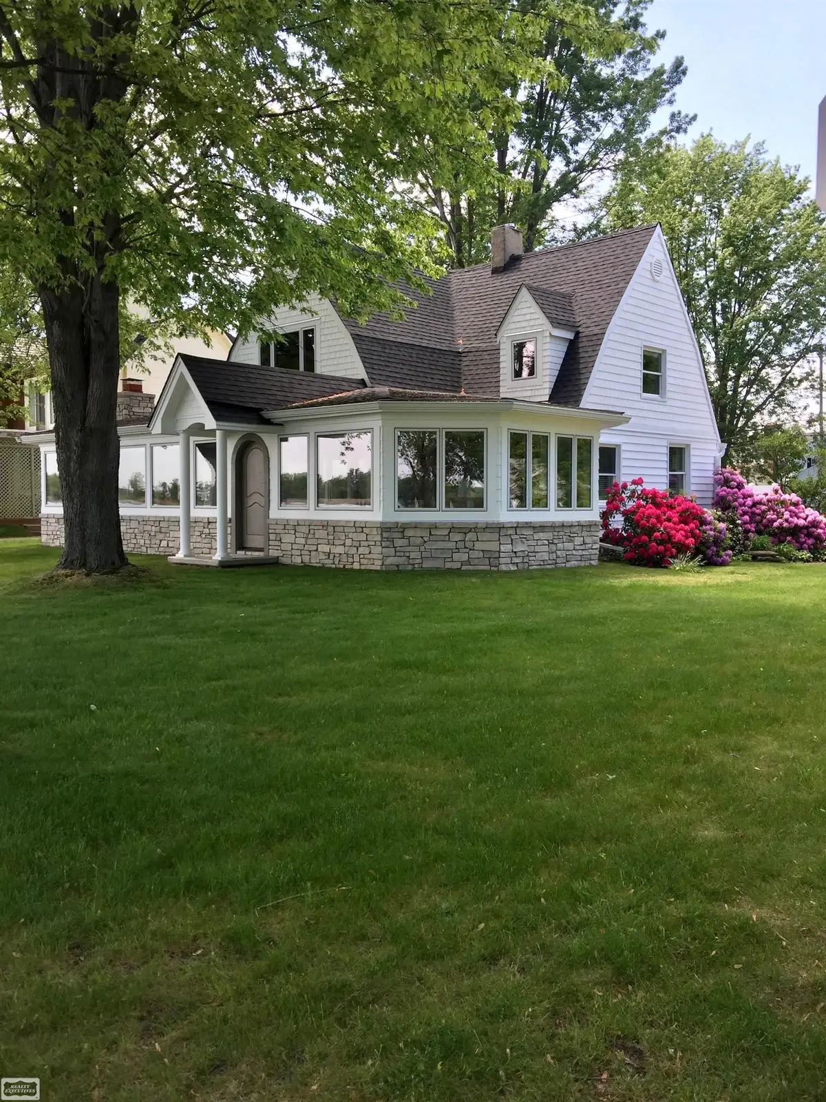 206 Edgewater DR, Algonac, MI 48001 - #1