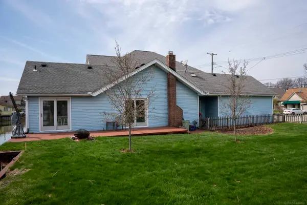 22472 Maple ST, StClairShores, MI 48081