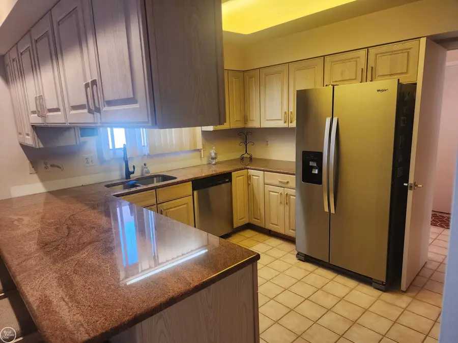 3515 Strawberry LN, Port Huron, MI 48060 - #3