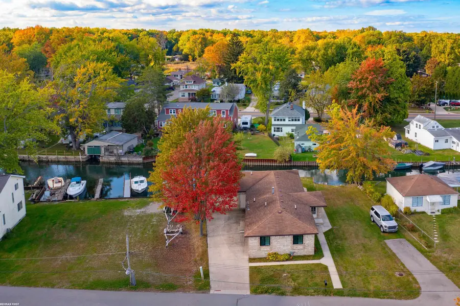 2037 W Park DR, Algonac, MI 48001 - #3