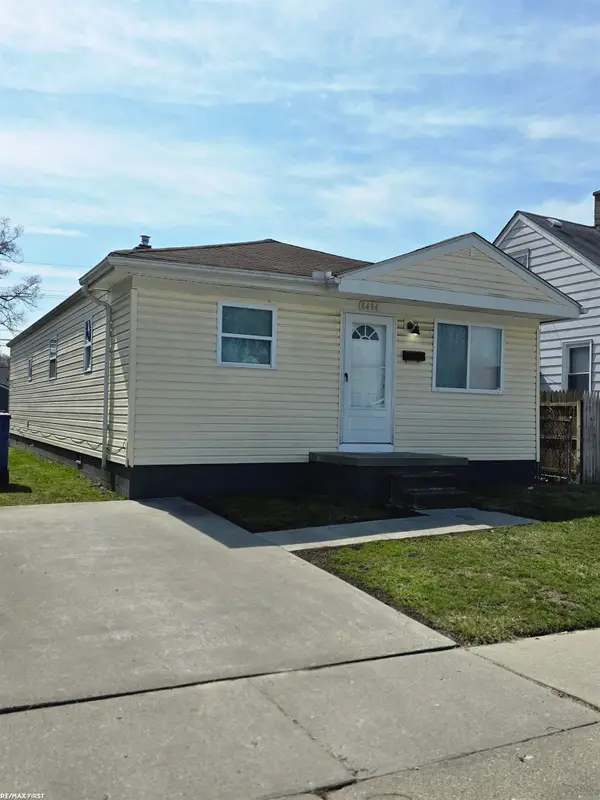 8434 Orchard AVE, Warren, MI 48089