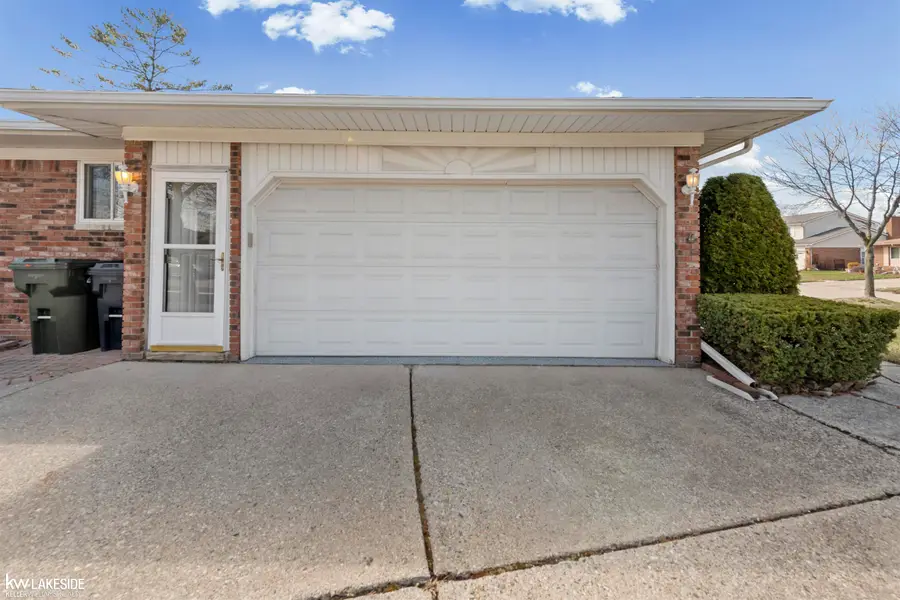 4786 Lucerne DR, Sterling Heights, MI 48310 - #3