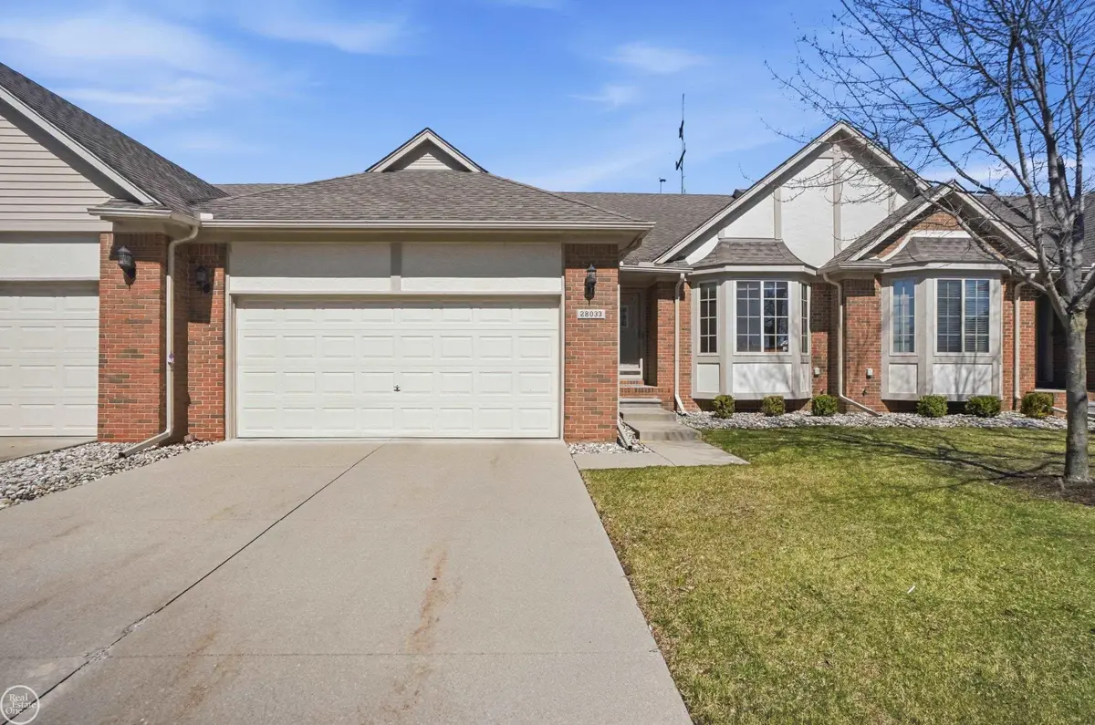 28033 Cotton Creek DR, Chesterfield, MI 48047 - #1