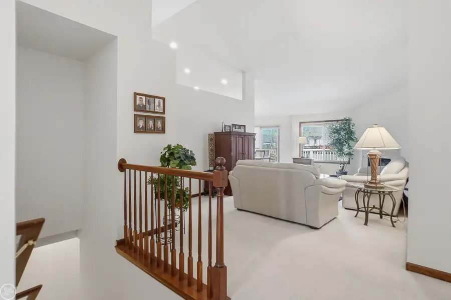 28033 Cotton Creek DR, Chesterfield, MI 48047 - #3