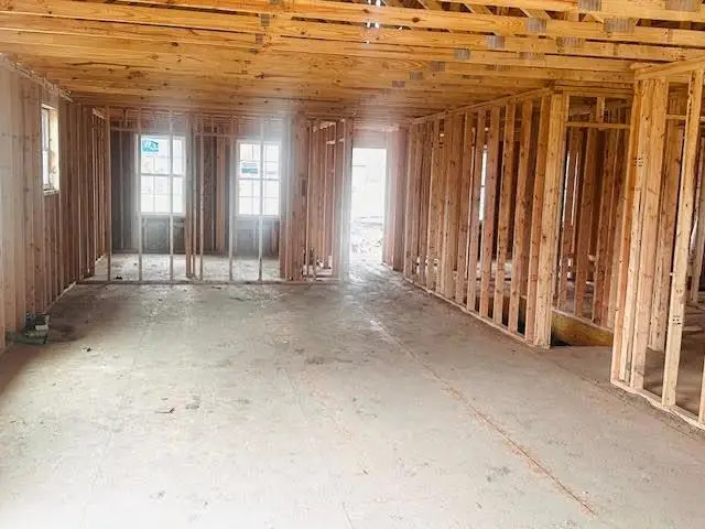 51707 Washington ST, New Baltimore, MI 48047 - #2