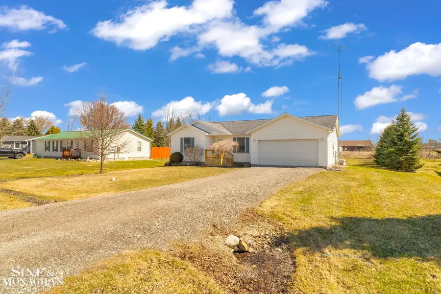 5475 Roho AVE, Peck, MI 48466 - #2