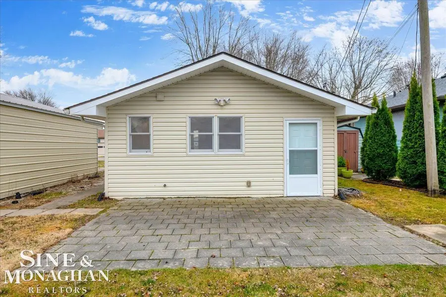 800 Ruskin AVE, Algonac, MI 48001 - #2