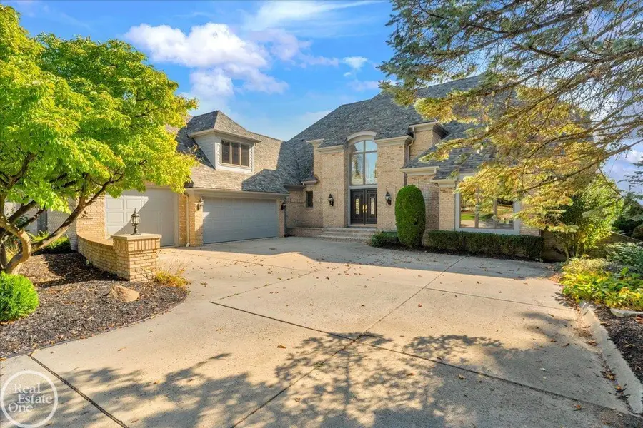 770 N Riverside ST, Saint Clair, MI 48079 - #3