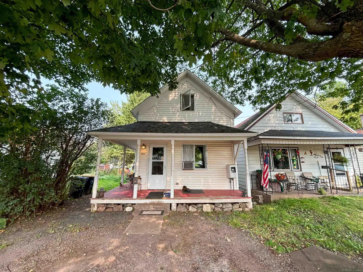 404 E Iron ST, Bessemer, MI 49911 - #1