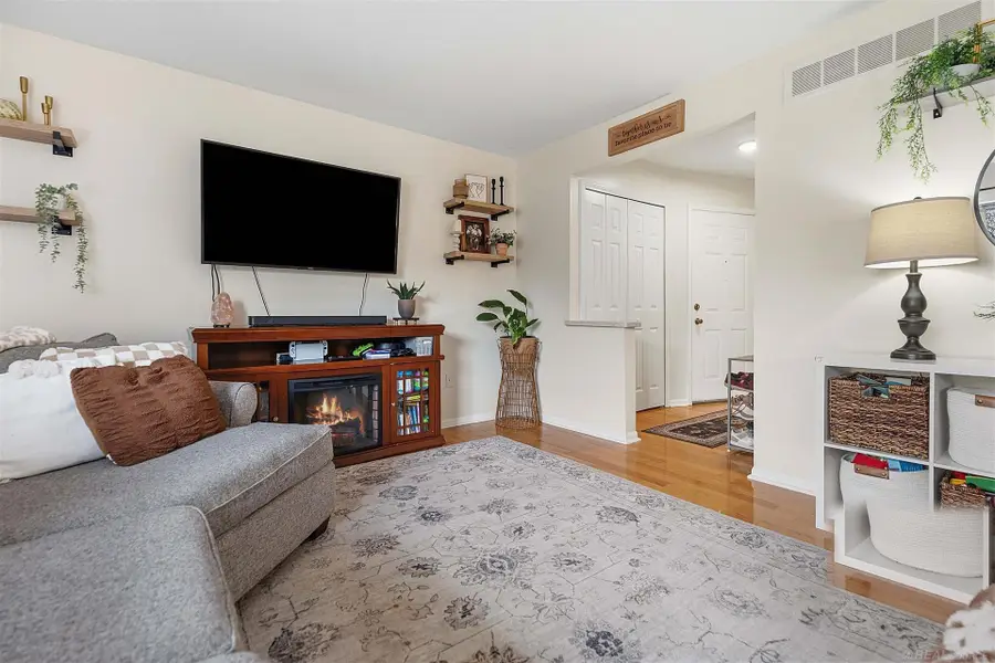 38604 Lanse Creuse ST, Harrison Township, MI 48045 - #3