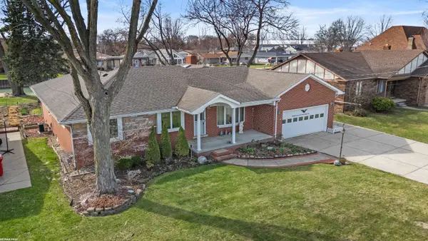 41589 Windmill  ST, HarrisonTownship, MI 48045