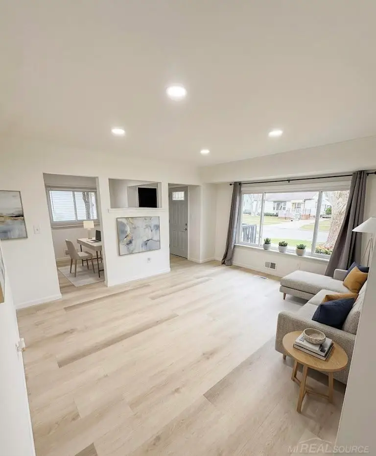 3608 Providence ST, Flint, MI 48503 - #3