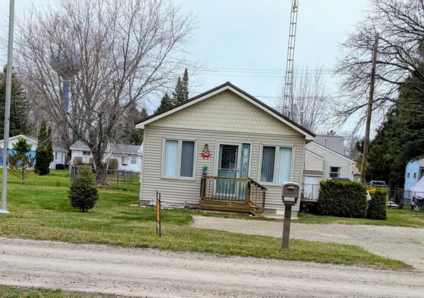 7295 Aspen RD, Lexington, MI 48450