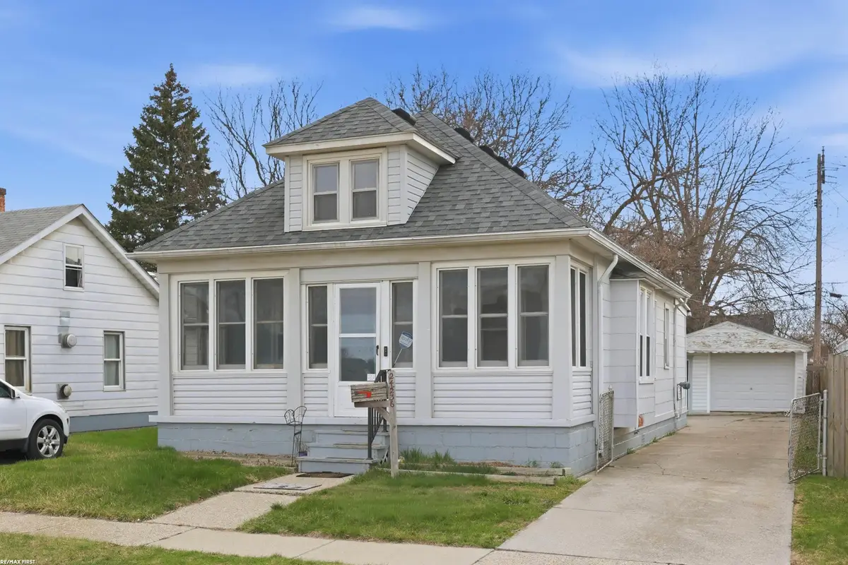 24236 Melrose AVE, Eastpointe, MI 48021 - #1