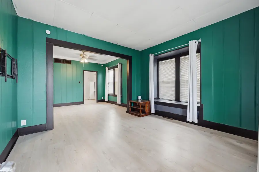 24236 Melrose AVE, Eastpointe, MI 48021 - #3