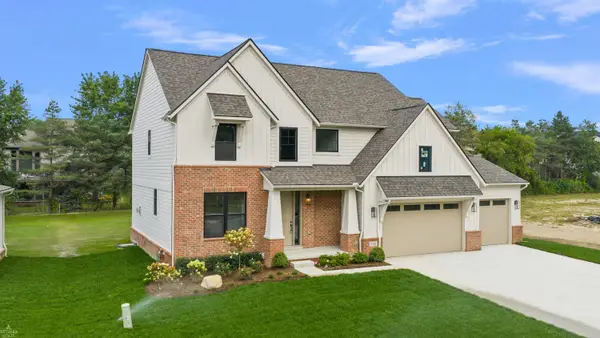 3308 Waldon Ridge, Orion, MI 48359