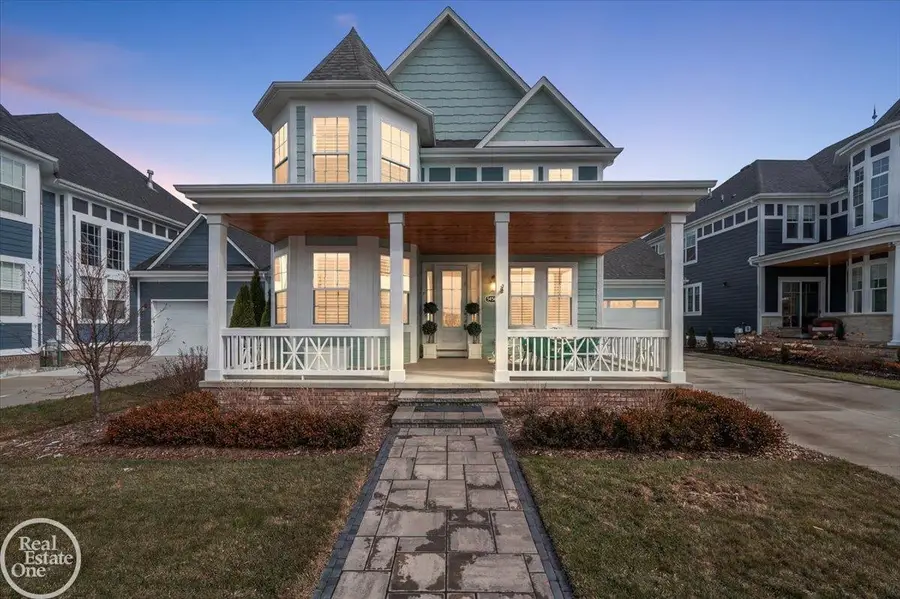 54568 Ann DR, Macomb, MI 48042 - #2