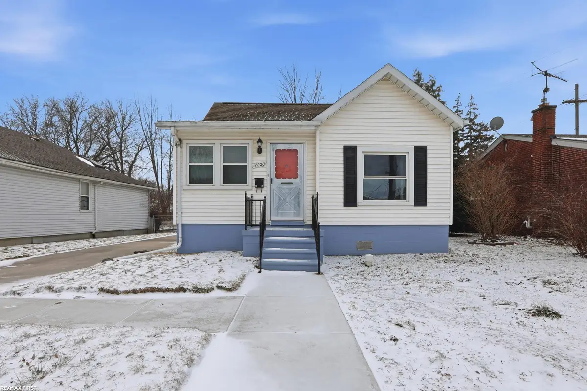 7220 Stephens ST, Center Line, MI 48015 - #1