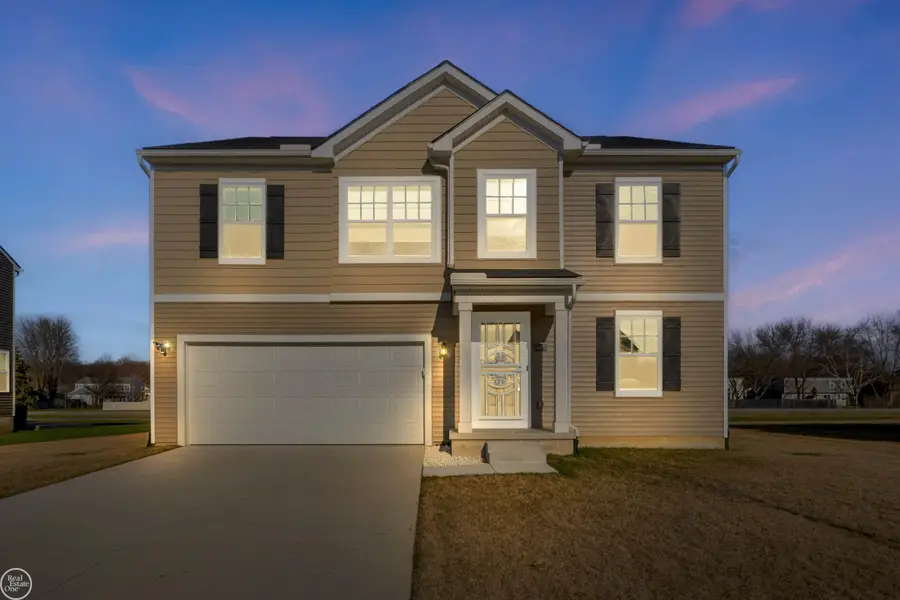 54470 Heron CIR, Chesterfield, MI 48047 - #2