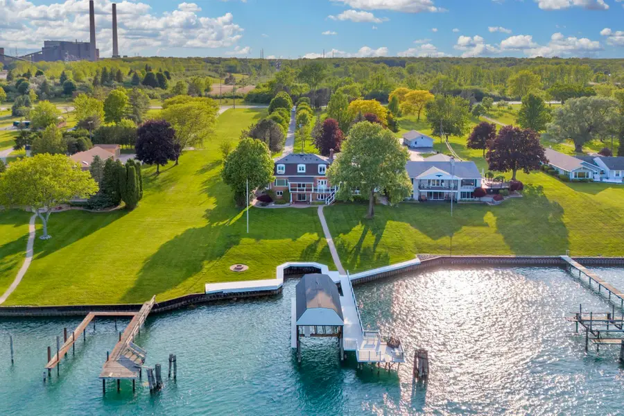 4243 River Road RD, East China, MI 48054 - #2