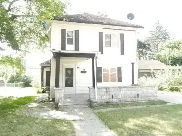 33 Parkview AVE, MtClemens, MI 48043
