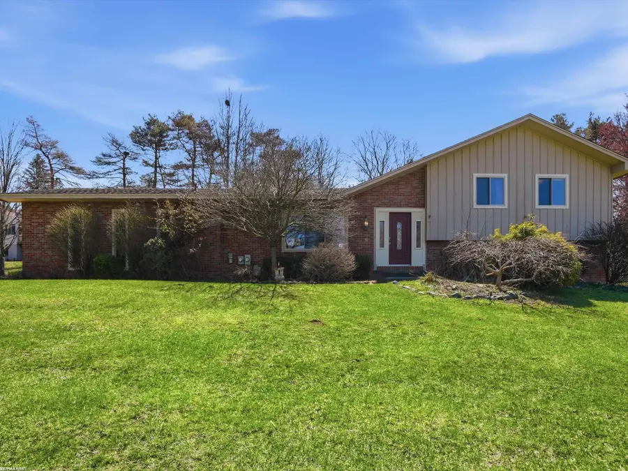 85 Whims LN, Rochester, MI 48306 - #3