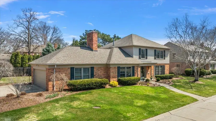 4 Elmsleigh LN, Grosse Pointe, MI 48230 - #3