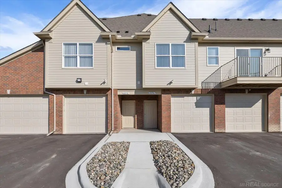 8292 Heywood, Sterling Heights, MI 48312 - #2