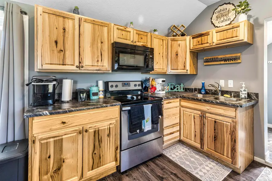 1604 E Houghton Lake DR, Denton, MI 48629 - #2