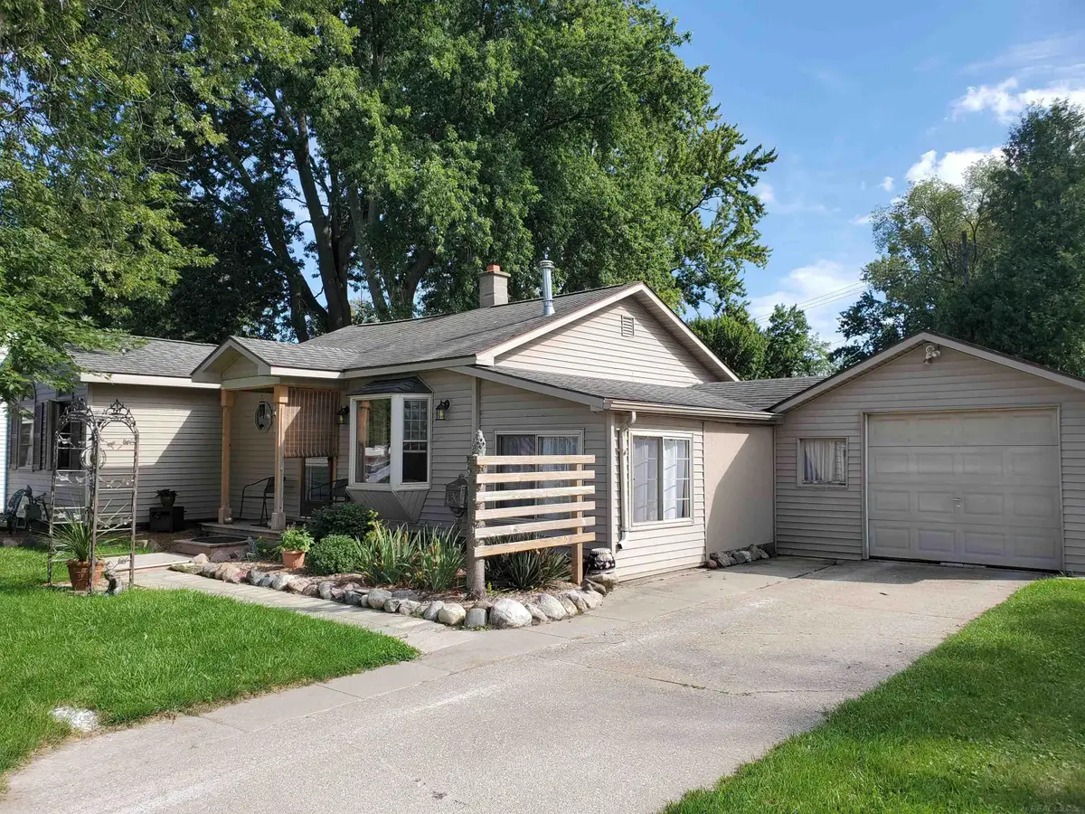 7276 Oak ST, Lexington, MI 48450 - #1
