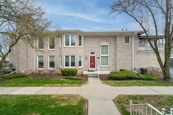 172 Windwood Pointe AVE, StClairShores, MI 48080