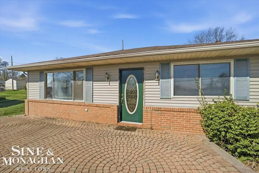 1350 Oakland AVE, Saint Clair, MI 48079 - #3