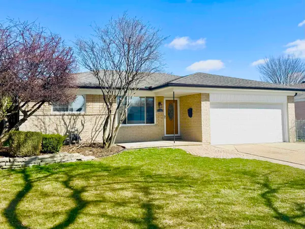 11223 Hemlock Dr DR, SterlingHeights, MI 48312