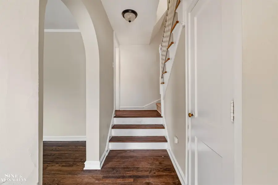 377 Rivard BLVD, Grosse Pointe, MI 48230 - #3